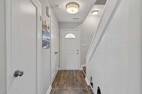 Photo 31 at 4 - 2 Withrow Avenue, North Riverdale, Toronto