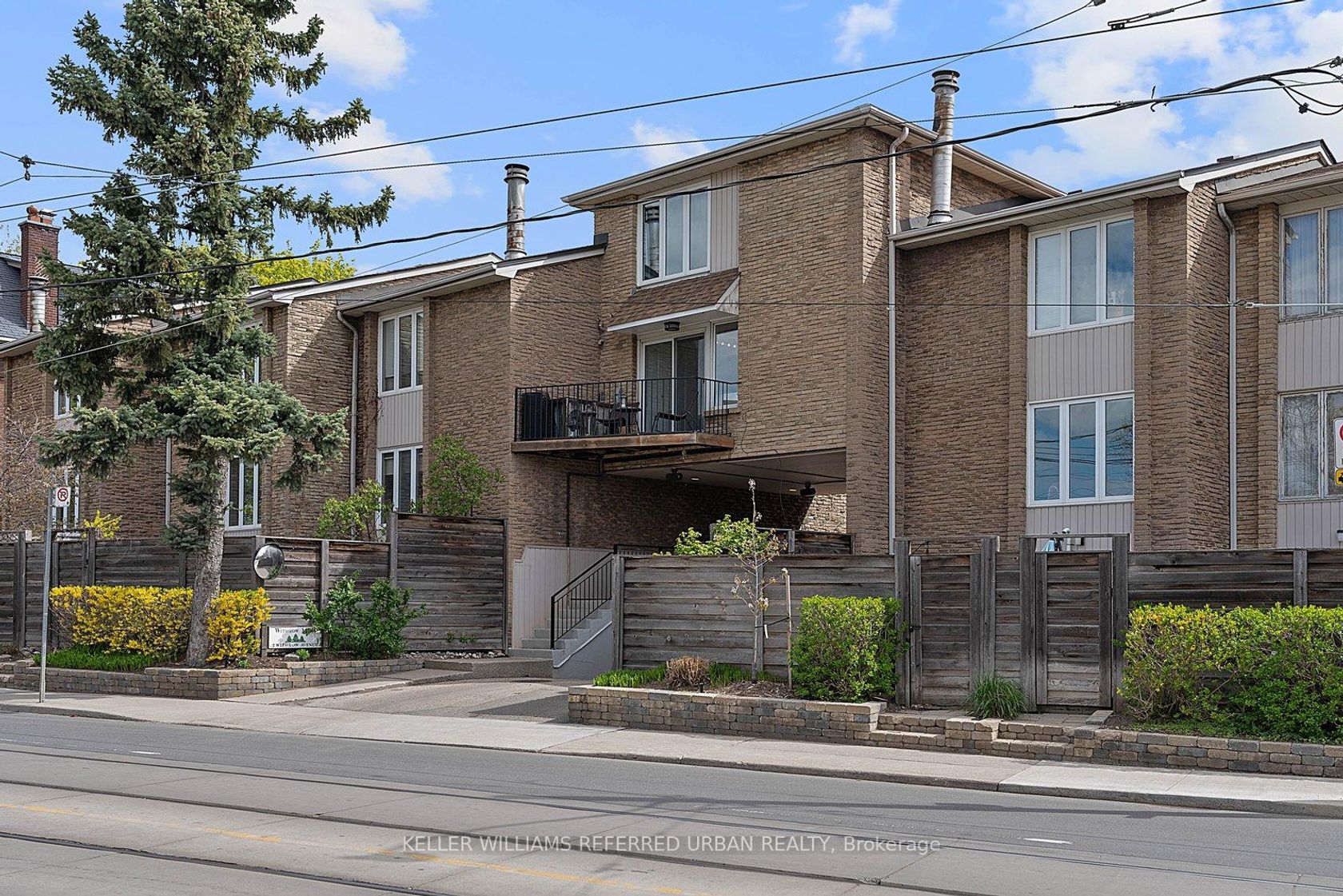 4 - 2 Withrow Avenue, North Riverdale, Toronto 