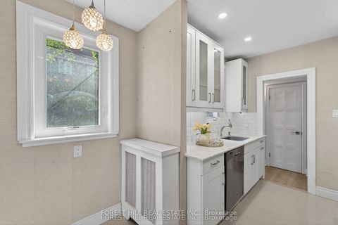 Photo 11 at 603 Spadina Road, Forest Hill South, Toronto