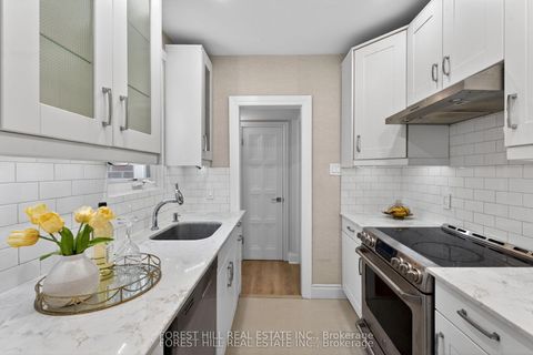 Photo 12 at 603 Spadina Road, Forest Hill South, Toronto