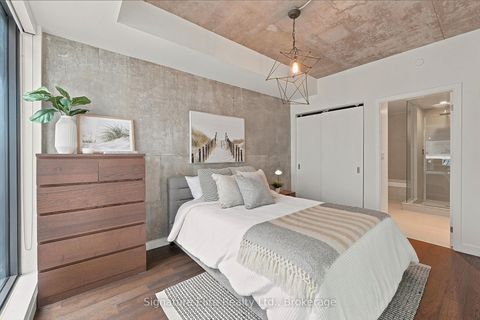 Photo 24 at 1316 - 111 Bathurst Street, Niagara, Toronto