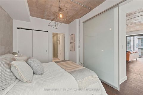 Photo 25 at 1316 - 111 Bathurst Street, Niagara, Toronto