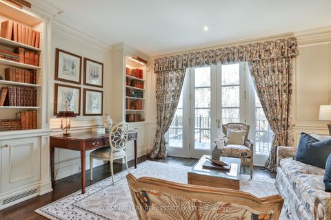 Photo 7 at 170 Roxborough Drive, Moore Park, Toronto