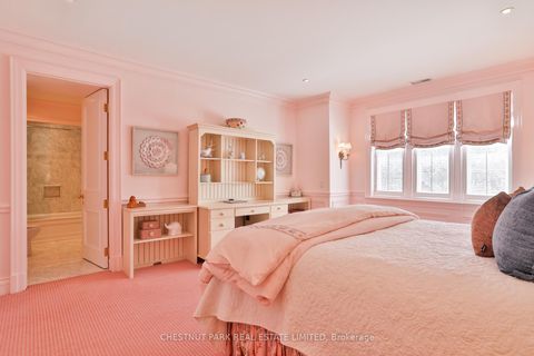 Photo 26 at 170 Roxborough Drive, Moore Park, Toronto