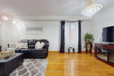 Photo 6 at 159 Heale Avenue, Cliffside, Toronto