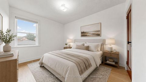 Photo 11 at 683 Old Weston Road, Pellam Park, Toronto