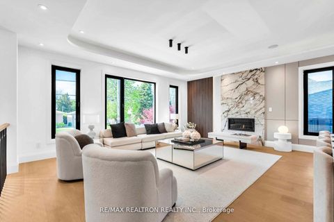 Photo 13 at 35 Foxwarren Drive, Bayview Village, Toronto