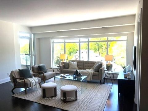 Photo 10 at 225 - 1 Old Mill Drive, Swansea, Toronto
