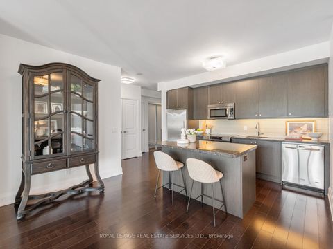 Photo 17 at 225 - 1 Old Mill Drive, Swansea, Toronto