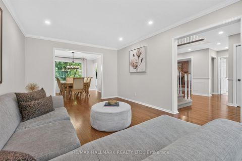 Photo 4 at 12 Karen Ann Crescent, Woburn, Toronto
