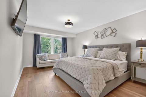 Photo 17 at 12 Karen Ann Crescent, Woburn, Toronto
