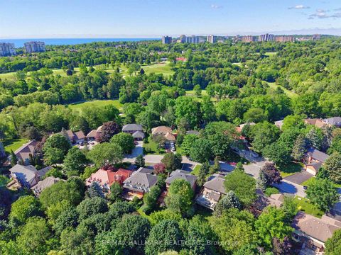 Photo 47 at 12 Karen Ann Crescent, Woburn, Toronto