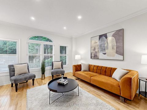 Photo 4 at Th2 - 175 Grand Avenue, Queensway, Toronto