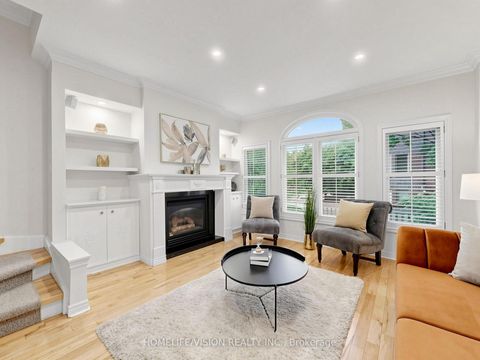 Photo 5 at Th2 - 175 Grand Avenue, Queensway, Toronto