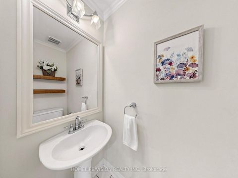 Photo 16 at Th2 - 175 Grand Avenue, Queensway, Toronto