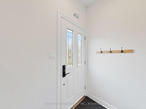 Photo 17 at Th2 - 175 Grand Avenue, Queensway, Toronto