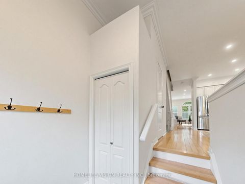 Photo 18 at Th2 - 175 Grand Avenue, Queensway, Toronto