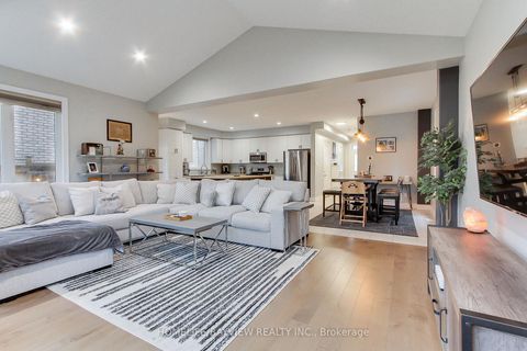 Photo 2 at 35 Booth Lane, Painswick South, Barrie