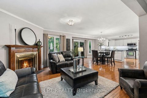 Photo 11 at 152 McCaffrey Road, Summerhill Estates, Newmarket
