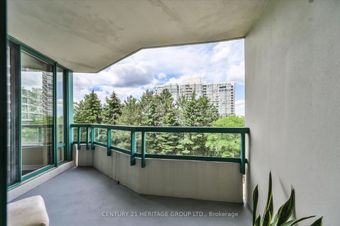 Photo 24 at 410 - 7250 Yonge Street, Yorkhill, Vaughan