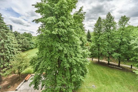Photo 27 at 410 - 7250 Yonge Street, Yorkhill, Vaughan