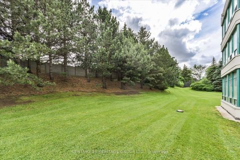 Photo 32 at 410 - 7250 Yonge Street, Yorkhill, Vaughan