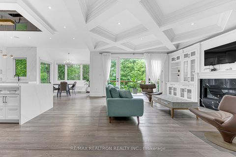 Photo 13 at 130 Pemberton Avenue, Newtonbrook East, Toronto