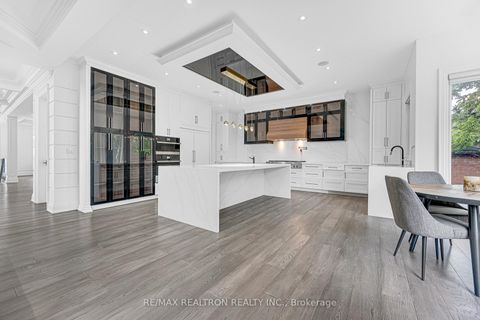 Photo 17 at 130 Pemberton Avenue, Newtonbrook East, Toronto