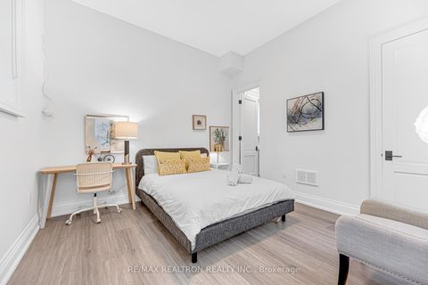 Photo 37 at 130 Pemberton Avenue, Newtonbrook East, Toronto
