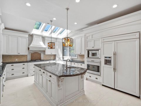 Photo 13 at 40 Old Colony Road, Windfields, Toronto