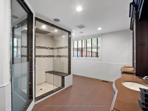 Photo 23 at 40 Old Colony Road, Windfields, Toronto