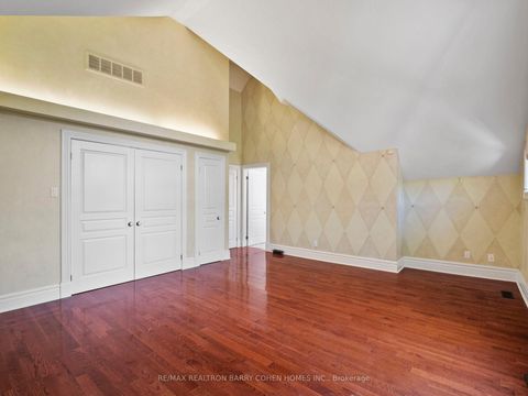 Photo 27 at 40 Old Colony Road, Windfields, Toronto