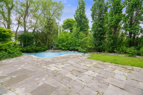 Photo 39 at 40 Old Colony Road, Windfields, Toronto