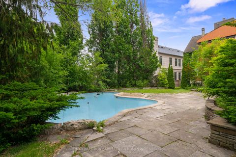 Photo 40 at 40 Old Colony Road, Windfields, Toronto