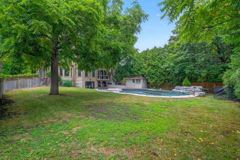 Photo 34 at 63 Gordon Road, Windfields, Toronto
