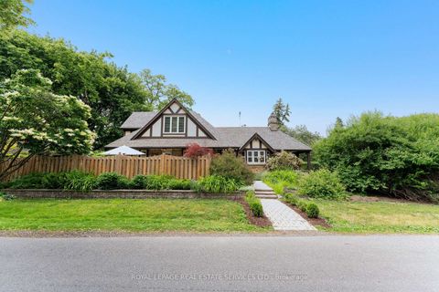 Photo 1 at 50 Brentwood Road S, Queensway, Toronto