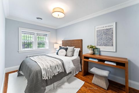 Photo 14 at 50 Brentwood Road S, Queensway, Toronto