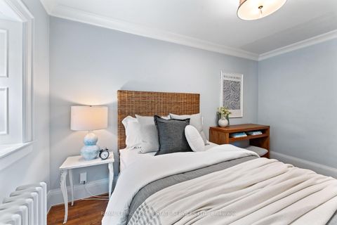 Photo 15 at 50 Brentwood Road S, Queensway, Toronto