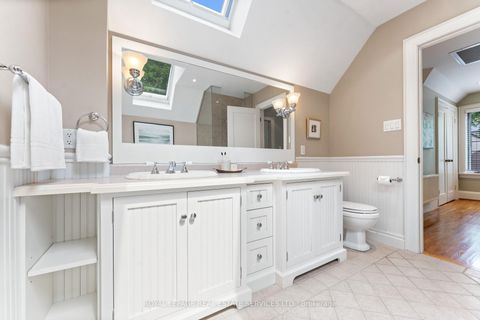 Photo 22 at 50 Brentwood Road S, Queensway, Toronto
