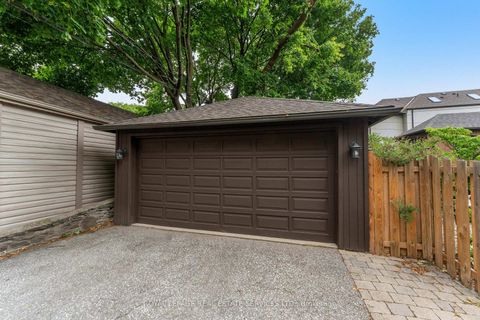 Photo 29 at 50 Brentwood Road S, Queensway, Toronto