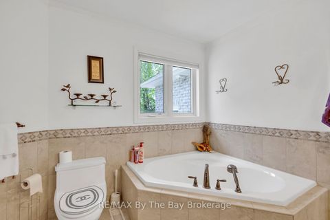 Photo 22 at 2569 Lockhart Road, Rural Innisfil, Innisfil
