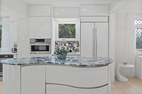 Photo 15 at 4009 Bloor Street W, City Centre West, Toronto