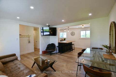 Photo 13 at 56 BATTEAUX Road, Nottawa, Clearview