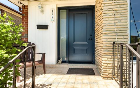 Photo 4 at 109 Elnathan Crescent, Humber Summit, Toronto