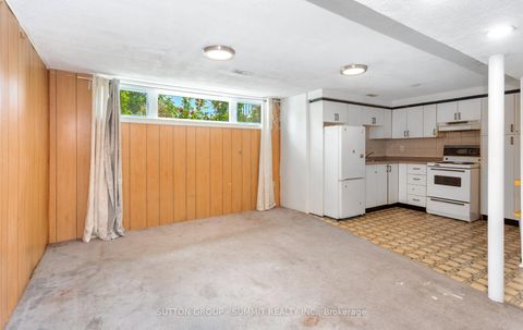 Photo 39 at 109 Elnathan Crescent, Humber Summit, Toronto