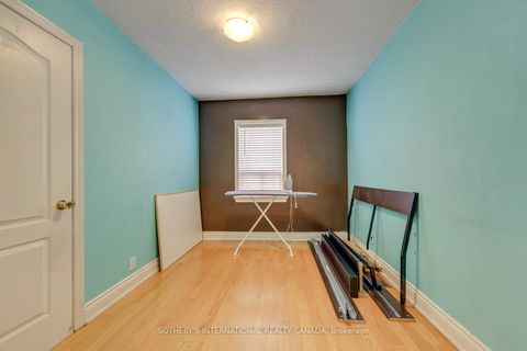 Photo 6 at 66 Twenty Ninth Street, Long Branch, Toronto