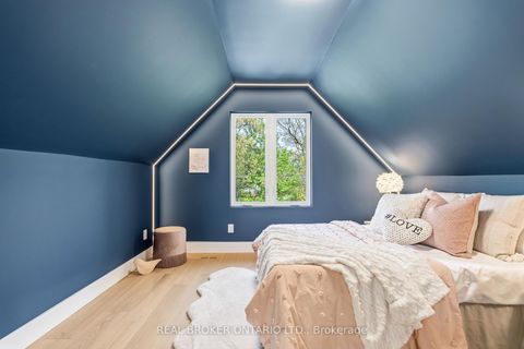 Photo 30 at 143 Fairview Avenue, Junction Area, Toronto