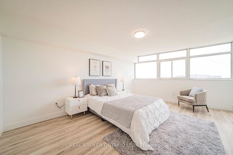 Photo 14 at 1901 - 3151 Bridletowne Circle, L'Amoreaux, Toronto
