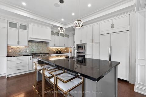 Photo 13 at 122 Holmes Avenue, Willowdale East, Toronto
