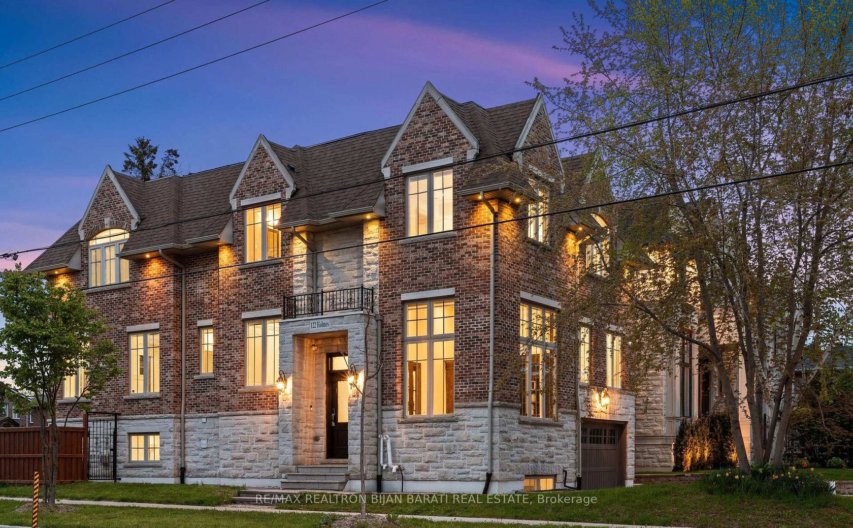 122 Holmes Avenue, Willowdale East, Toronto 